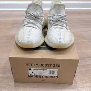 Yeezy 350 Boost “Light” with box